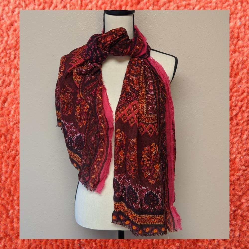 COLLECTION XIIX GEISHA RED PAISLEY WRAP SCARF
